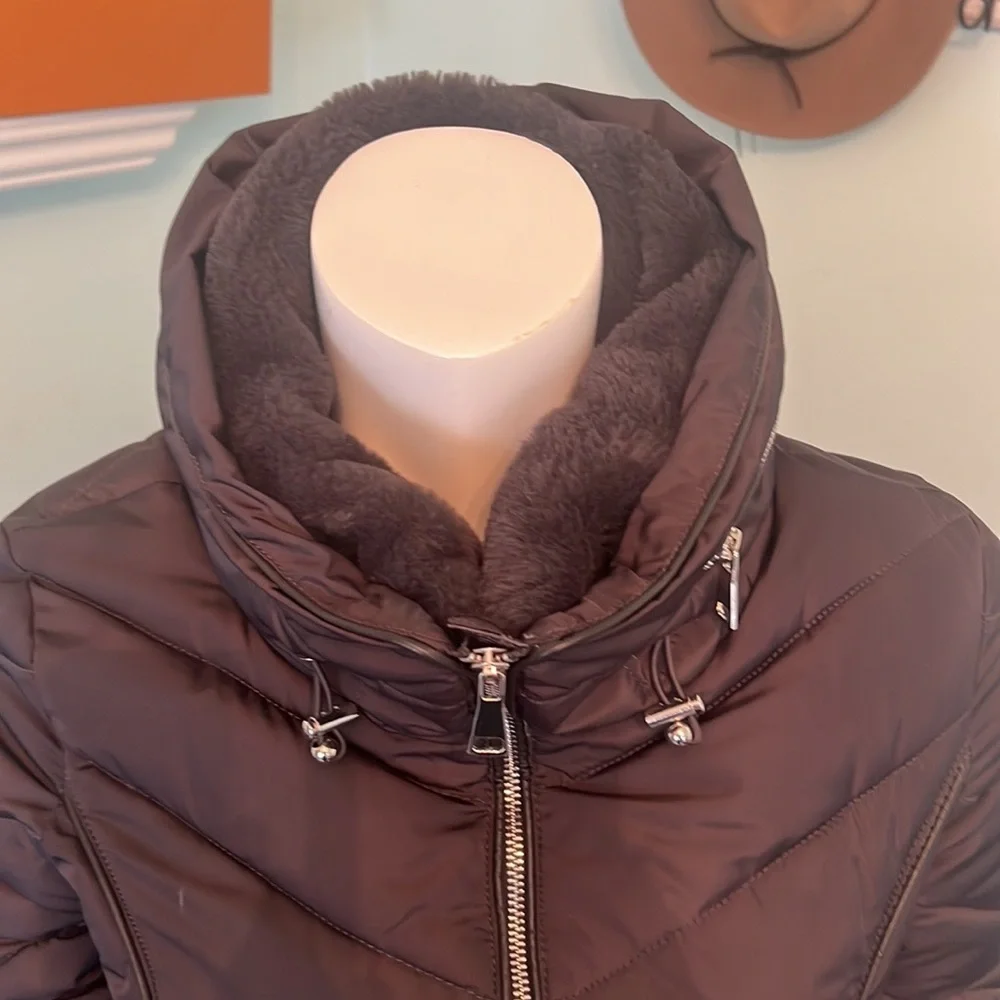 LOLA made in Italy puffer Jacket Size Small - Picture 3 of 15